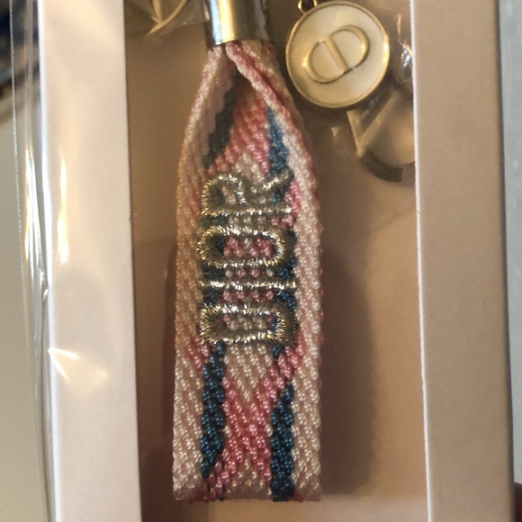 DIOR Keychain Bag Charm - Picture 4 of 7